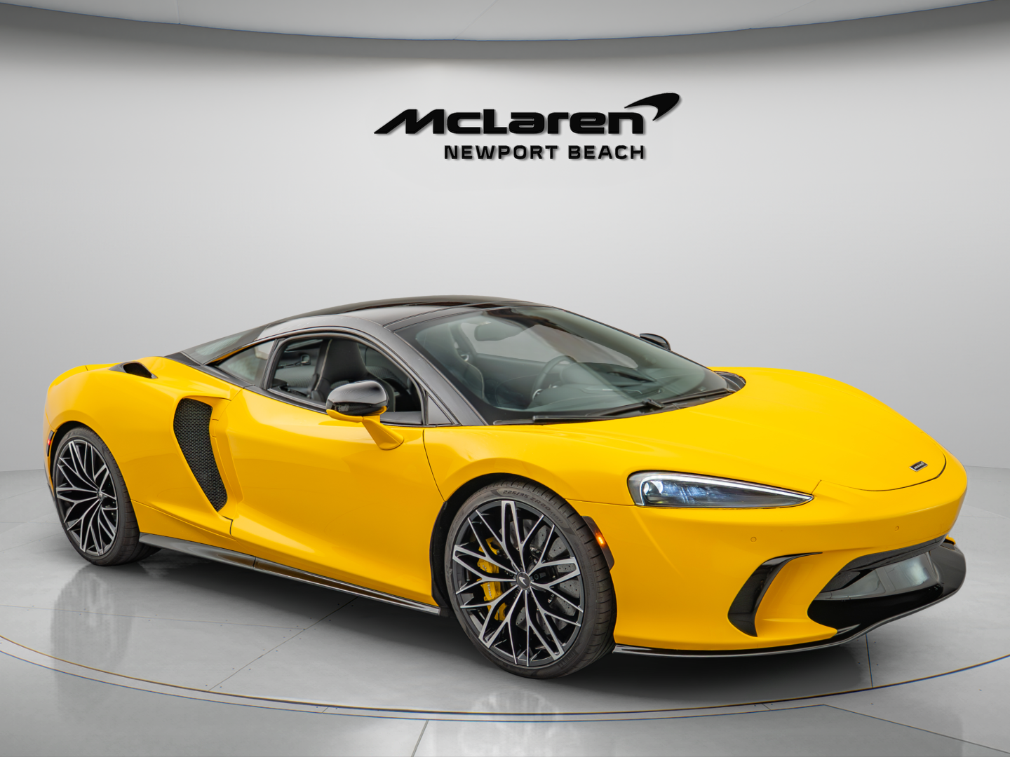 Volcano Yellow 2025 McLaren GTS Coupe Rear-Wheel Drive 7-Speed Automatic